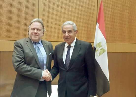 قابيل يبحث سبل تنمية التعاون الاقتصادى المشترك بين مصر واليونان