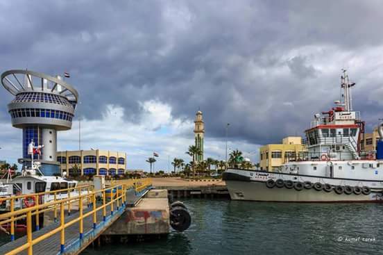 حركة الملاحة بميناء دمياط خلال 24 ساعة