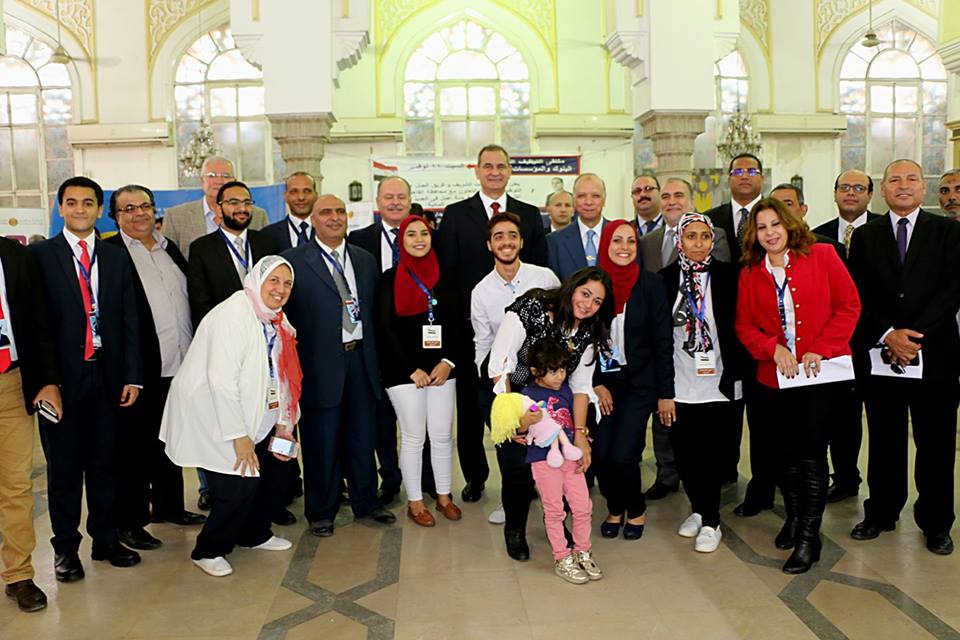 محافظ القاهرة يفتتح ملتقي توظيف الشباب
