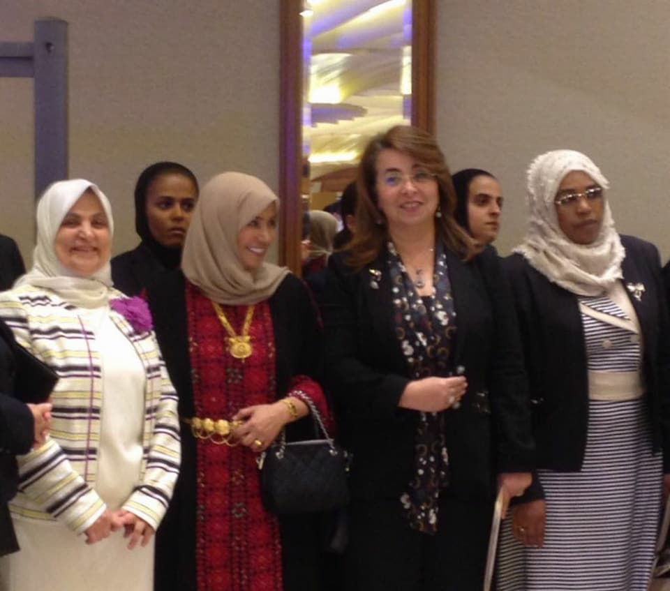 غادة والي تبحث تنفيذ خطة عمل مؤتمر شرم الشيخ من خلال حزمة سياسات اجتماعية للحد من ظاهرة التطرف