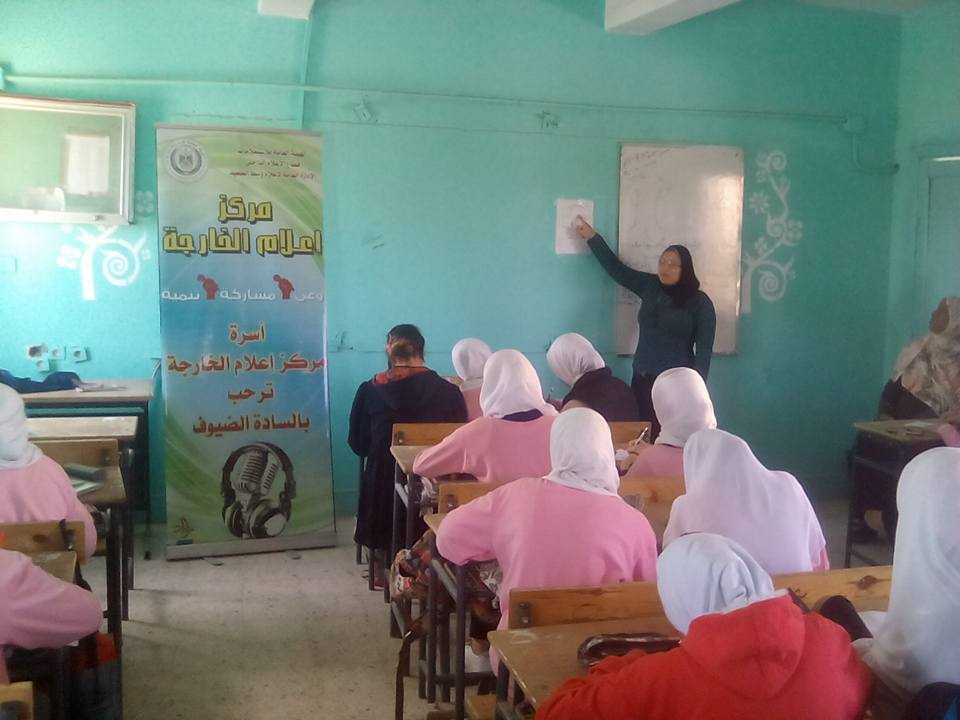 إعلام الوادي الجديد ينظم ورشة عمل حول ( الأخلاق وتأثيرها على الفرد والمجتمع )
