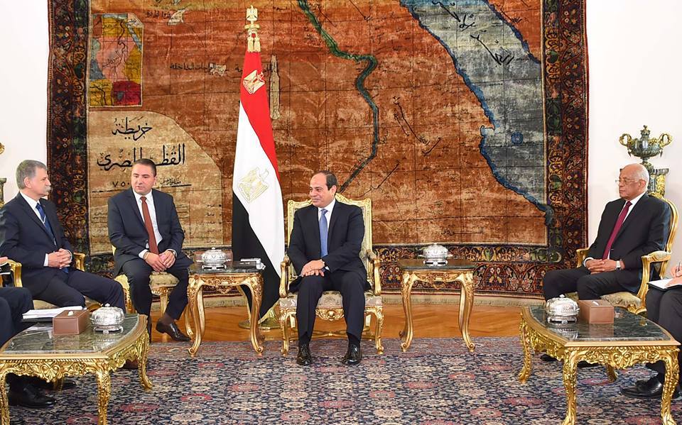 الرئيس السيسى يستقبل رئيس البرلمان المجرى