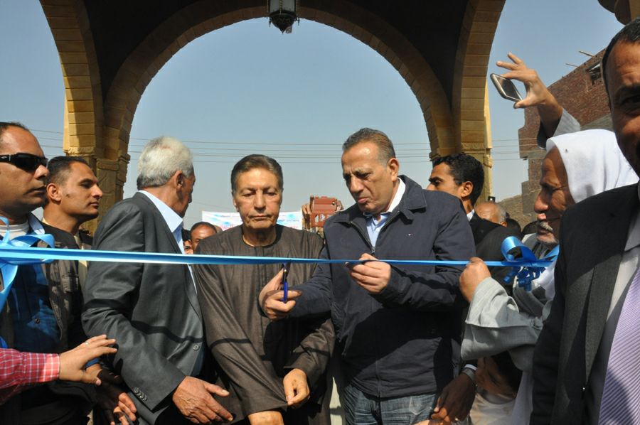 محافظ الجيزة يفتتح مسجد جديد بقرية القبابات بأطفيح