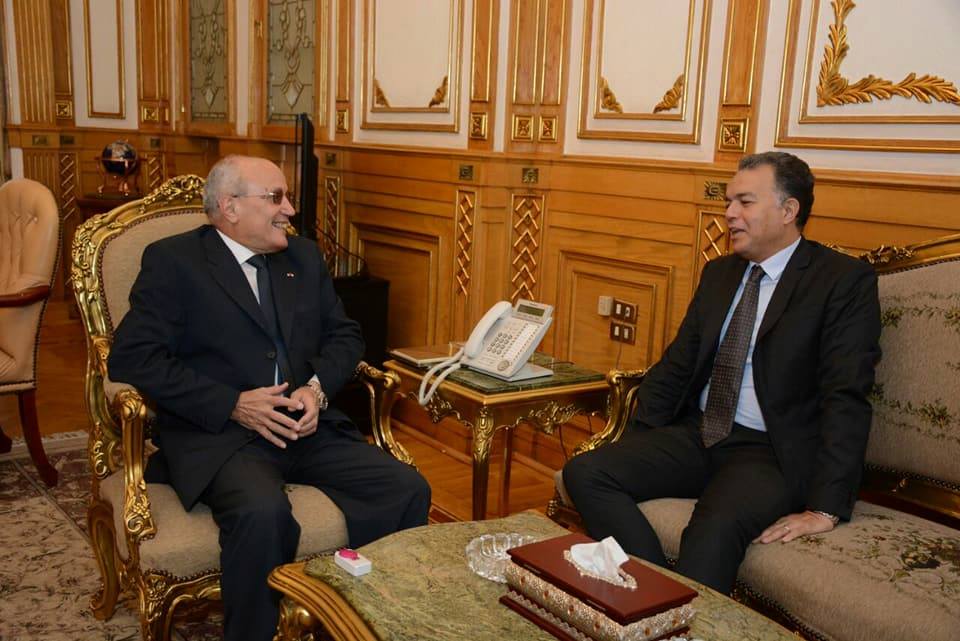وزير النقل يجتمع مع وزير الدولة للانتاج الحربي لبحث التعاون في تطوير السكة الحديد