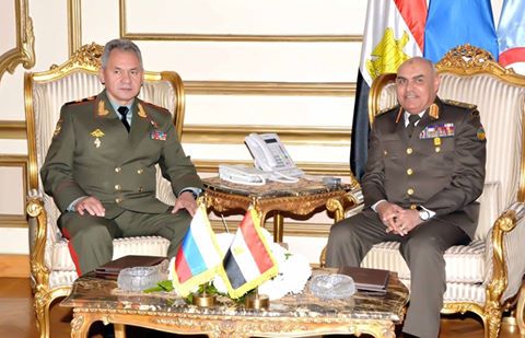 وزير الدفاع والإنتاج الحربى يستقبل وزير الدفاع الروسى