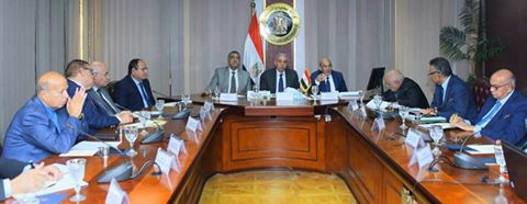 قابيل يؤكد على أهمية التوسع في الاستثمار الزراعى لضمان توفير احتياجات الصناعة المصرية