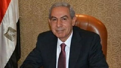 وزير التجارة : اعادة تشكيل المجلس التصديرى للجلود والملابس الجاهزة لضخ دماء جديدة لاحداث طفرة نوعية خلال المرحلة المقبلة