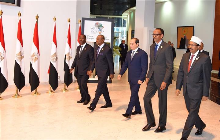 صور تذكارية للسيسي مع قادة أفريقيا