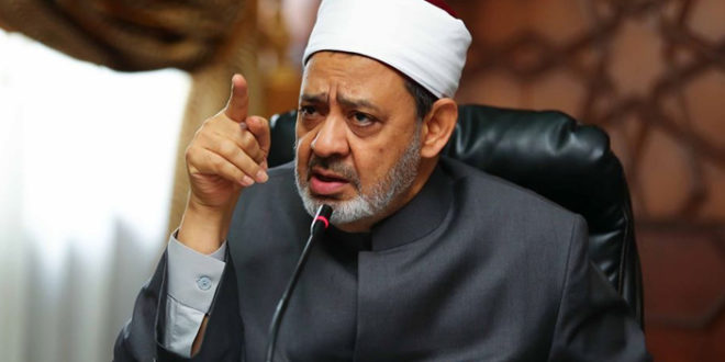 وزير الأوقاف يشيد بتحركات الإمام الأكبر بشأن قضية القدس