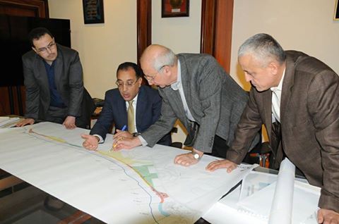 وزير الإسكان يتابع الموقف التنفيذى فى العلمين الجديدة والشريط الساحلى بأسوان الجديدة