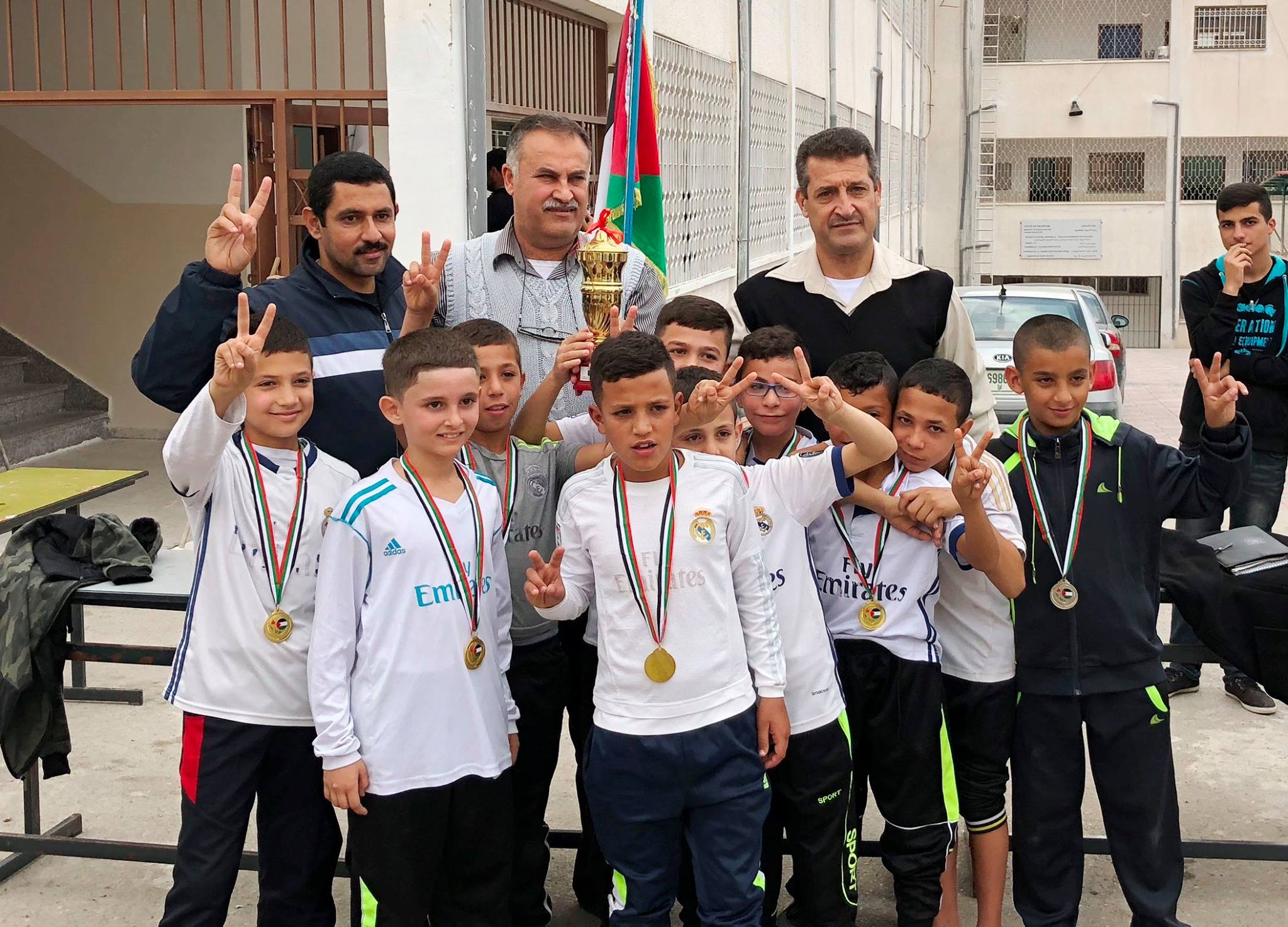 مدرسة طه حسين تتوج بطلا لقدم مديرية تربية طولكرم