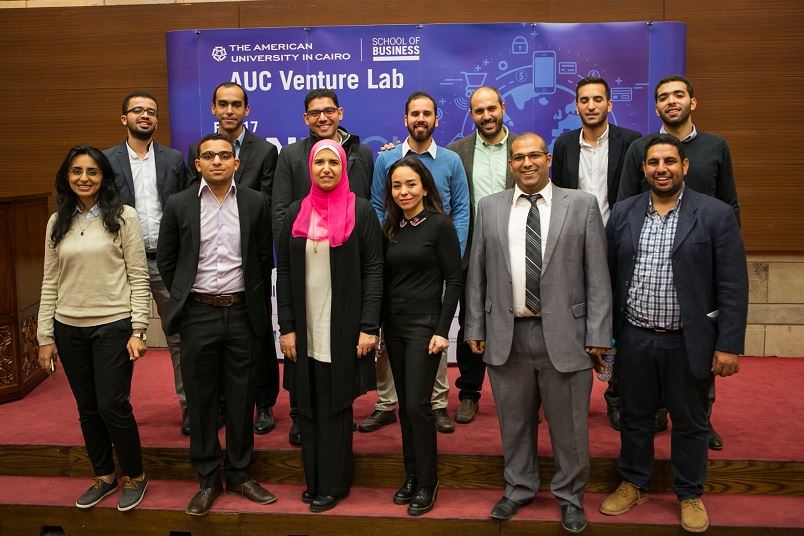 الجامعة الأمريكية بالقاهرة تحتفل بتخريج دفعة خريف 2017 من حاضنة الأعمال في مجال التكنولوجيا المالية FinTech