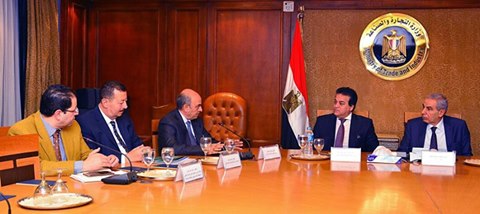 «قابيل» و«عبد الغفار» يبحثان تعزيز دور التكنولوجيا الحديثة فى تحديث الصناعة