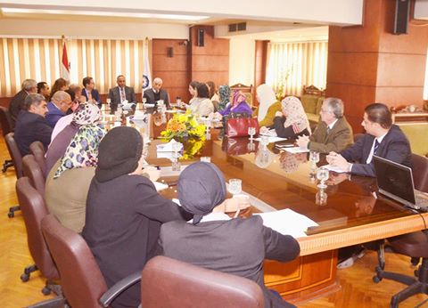 أكاديمية البحث العلمي تناقش تحسين ترتيب وضع مصر في مؤشر الابتكار العالمي