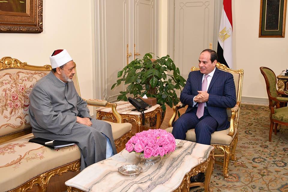 السيسى يؤكد مواصلة جهود نشر التعاليم الصحيحة للدين الإسلامي