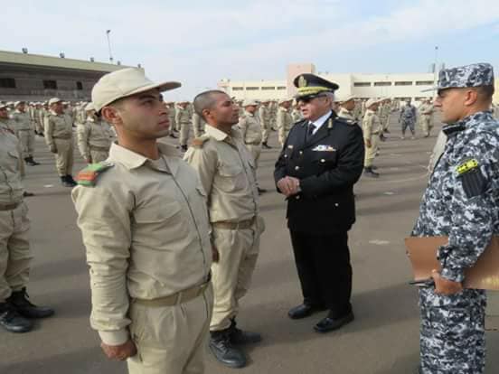 بالصور : مدير مصلحة التدريب يتفقد ميدان التدريب لطلبة معهد معاونى الأمن ذكور واناث