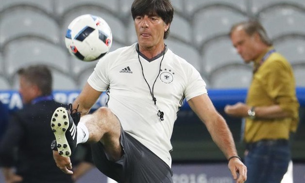 مدرب ألمانيا : لدينا أكثر من يخسر في كأس العالم