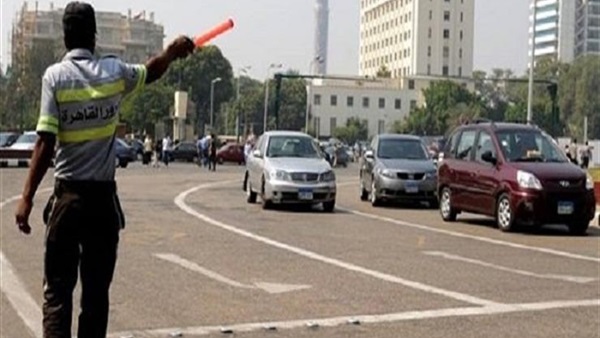 شوارع القاهرة والجيزة تشهد سيولة مرورية وتواجد أمنى