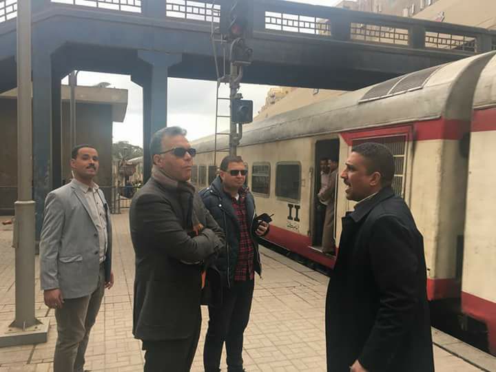 عرفات يتفقد محطة الجيزة للسكك الحديدية لمتابعة عمليات التشغيل وتأمين المحطات والقطارات