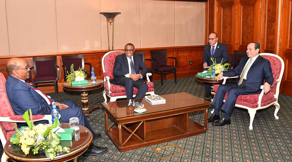 السيسى يشارك فى القمة الثلاثية بأديس ابابا