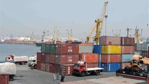 بيروقراطية جمارك الإسكندرية تعطل الإستثمار في مصر