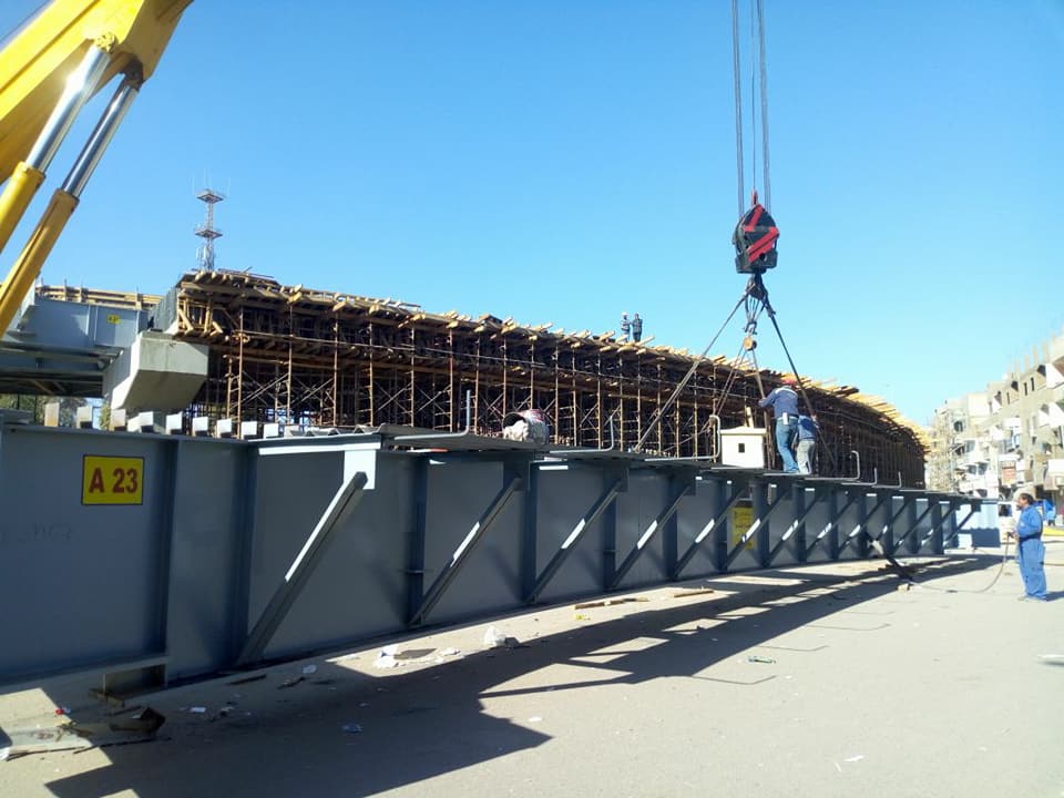 عرفات الانتهاء من كوبرى قوص أعلى السكة الحديد بمحافظة قنا فى مارس القادم