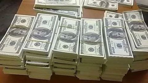 نقيب أطباء الإخوان تورط في الاستيلاء على مليون ونصف دولار