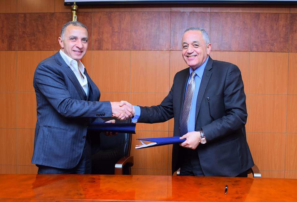 هيئة التنمية الصناعية توقع عقود إنشاء منطقتين صناعيتين بنظام المطور الصناعى بمدينة السادات