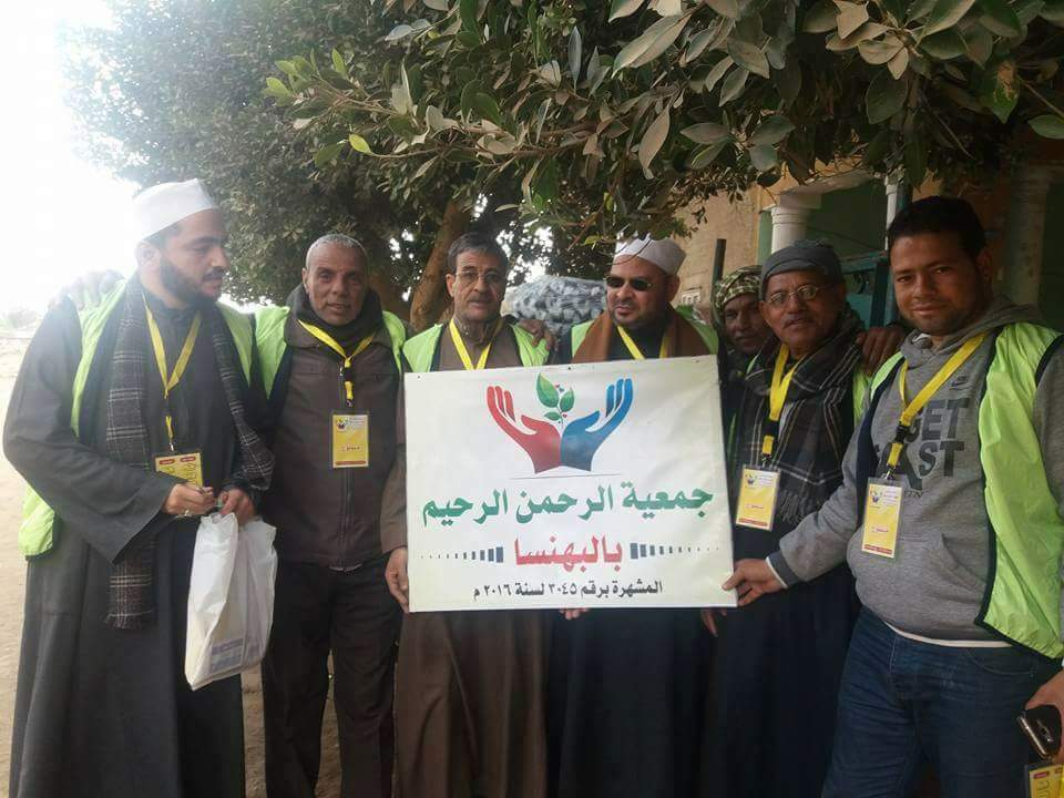 جمعية الرحمن الرحيم تطلق مبادرة كساء ” 5 ” ألف طفل بمحافظة المنيا
