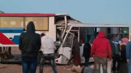 6 وفيات وإصابة 4 آخرين اثر تصادم سيارتين فى بنى مزار بالمنيا