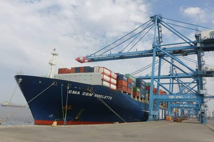 وصول و سفر 2287 راكب بموانى البحر الاحمر و تداول 554 شاحنة