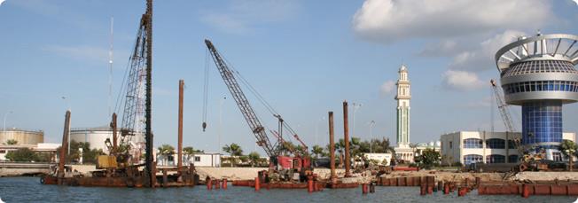 ميناء دمياط يستقبل 4سفن حاويات و3سفن بضائع عامة