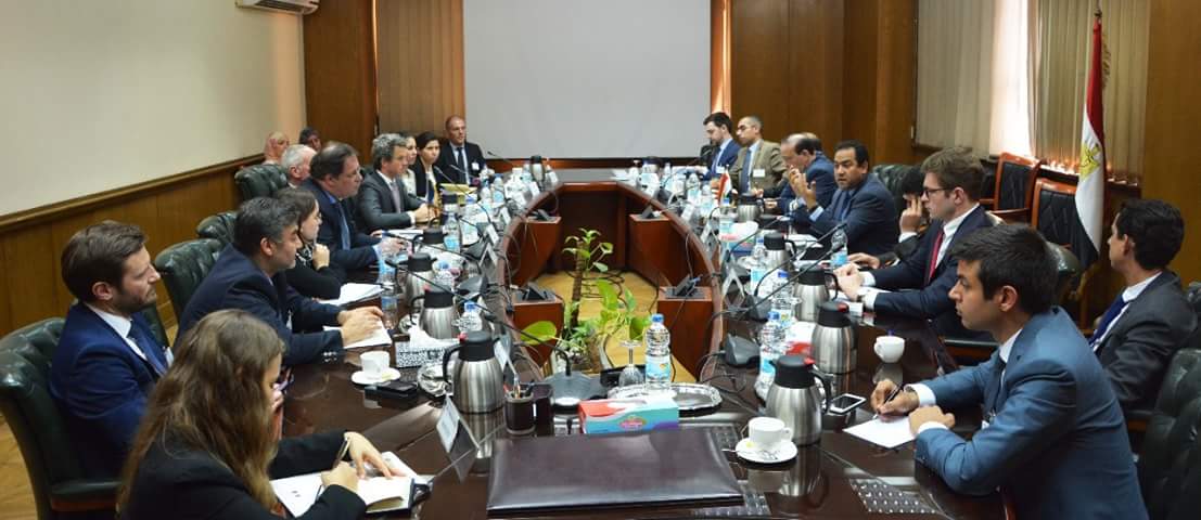 وزارة التخطيط  تطور نظم المعلومات الإلكترونية للموارد البشرية