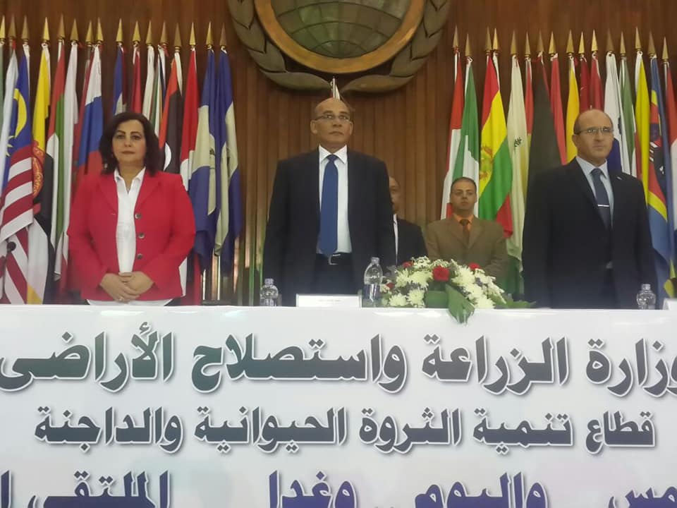 البنا” يفتتح ملتقى صناع الثروة الحيوانية بتهنئة المصريين لنجاح التجربة الديمقراطية ويشكر رجال الجيش والشرطة والقضاة