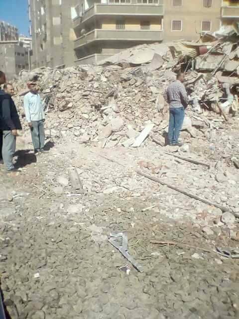 غادة والى توجه فرق الاغاثة للتدخل السريع فى انهيار عقار سيدى جابر