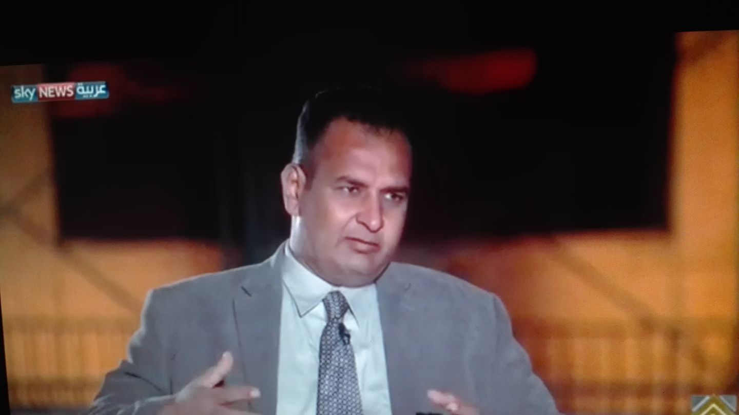 خبير تنمية مستدامة: إهدار 60٪ من وقت الموظف فى المأموريات الوهمية وألعاب الإنترنت وعربات الفول