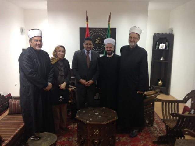 سفير مصر في بلجراد يلتقى قيادات المشيخة الإسلامية الصربية لتعزيز التعاون مع الأزهر الشريف