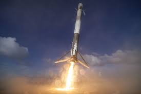 إطلاق صاروخ سبيس إكس من فلوريدا يحمل تلسكوبًا