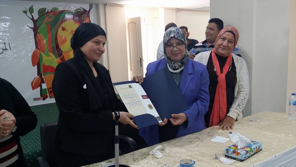 رئيس الإدارة المركزية للدراسات والبحوث تكرم أبو النجا فى المؤتمر العلمي السادس