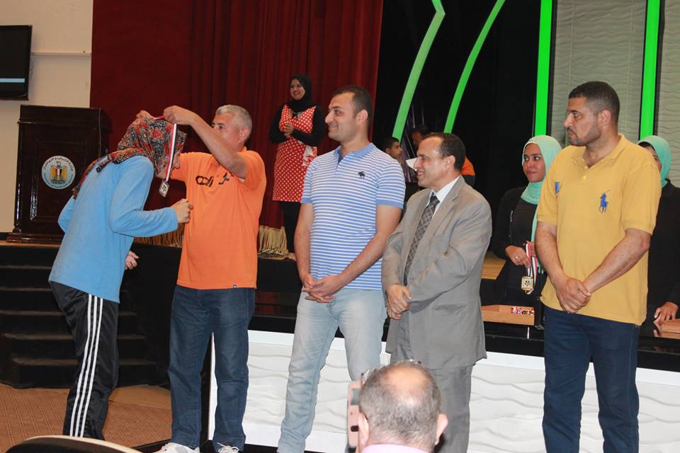 وزارة الشباب تكرم الفائزين في الفوج الأول بمهرجان ”معا لتحويل الإعاقة إلي طاقة”