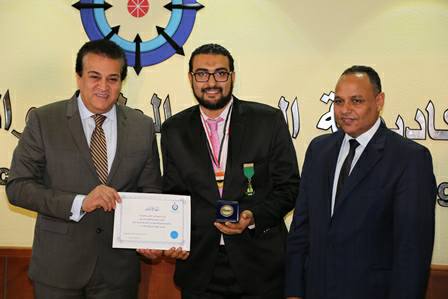 وزير التعليم العالى العقول المصرية متميزة والجوائز الدولية خير دليل