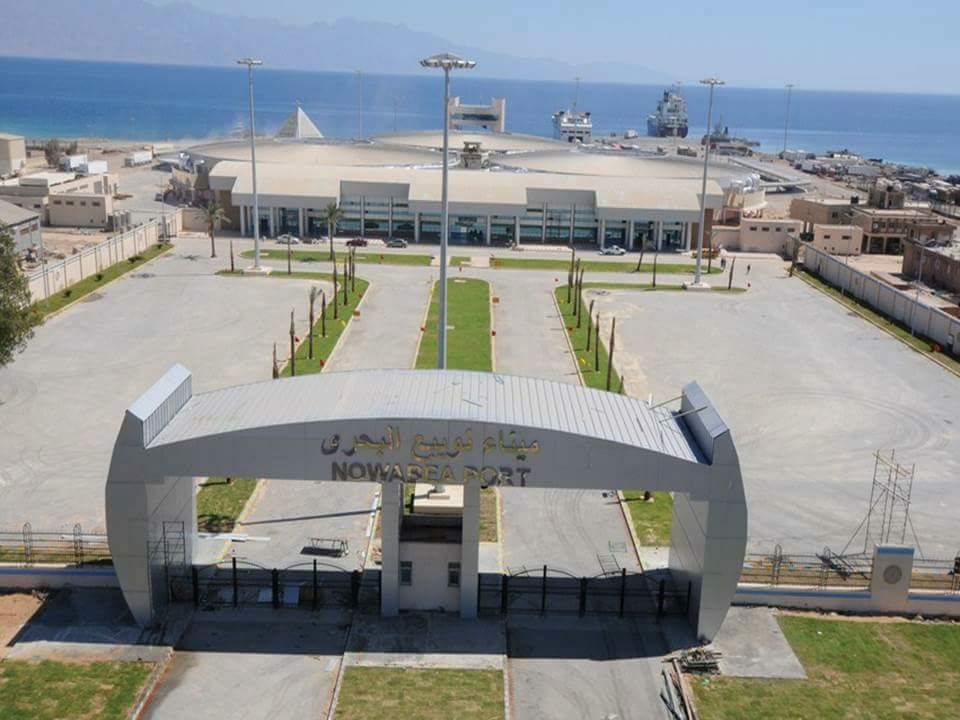 وصول و سفر 3373 راكب بمينائى سفاجا و الغردقة و تداول 235 شاحنة