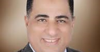 برلماني  يطالب بصرف علاوة غلاء 300 جنيه للعاملين فى الدولة