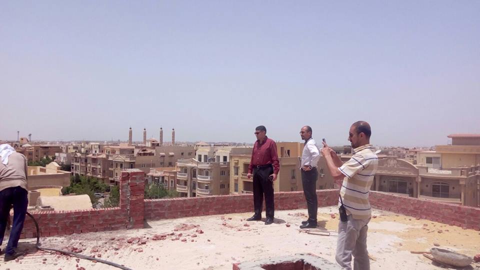 رئيس جهاز ”القاهرة الجديدة” يقود حملة لإزالة مخالفة بدور كامل بمنطقة جنوب الأكاديمية