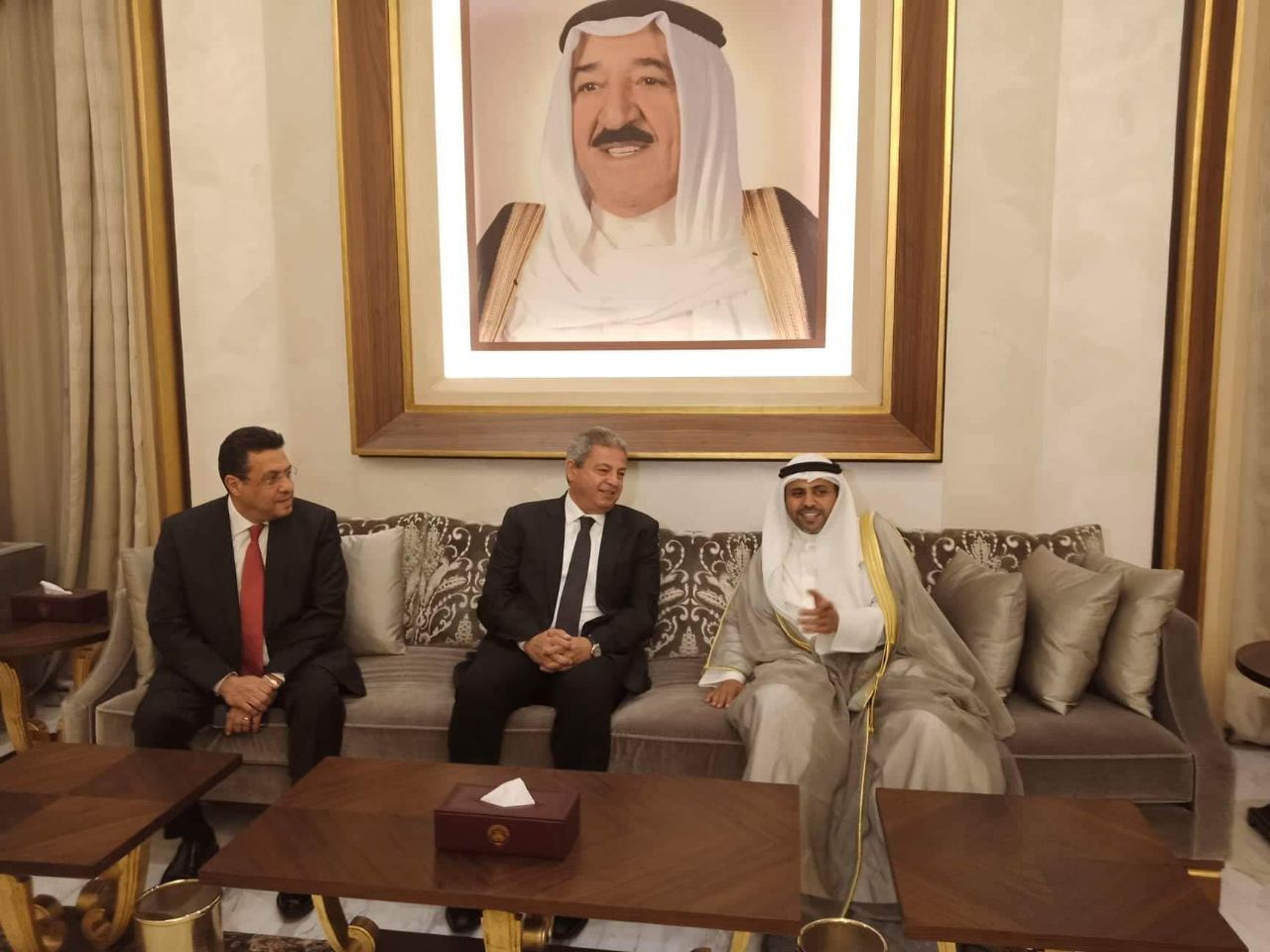 وزير الرياضة يصل الكويت لحضور مباراة منتخب مصر