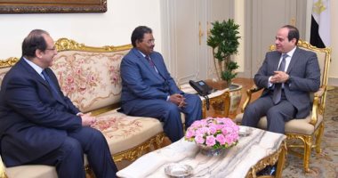 السيسى يلتقي مع رئيس مخابرات السودان