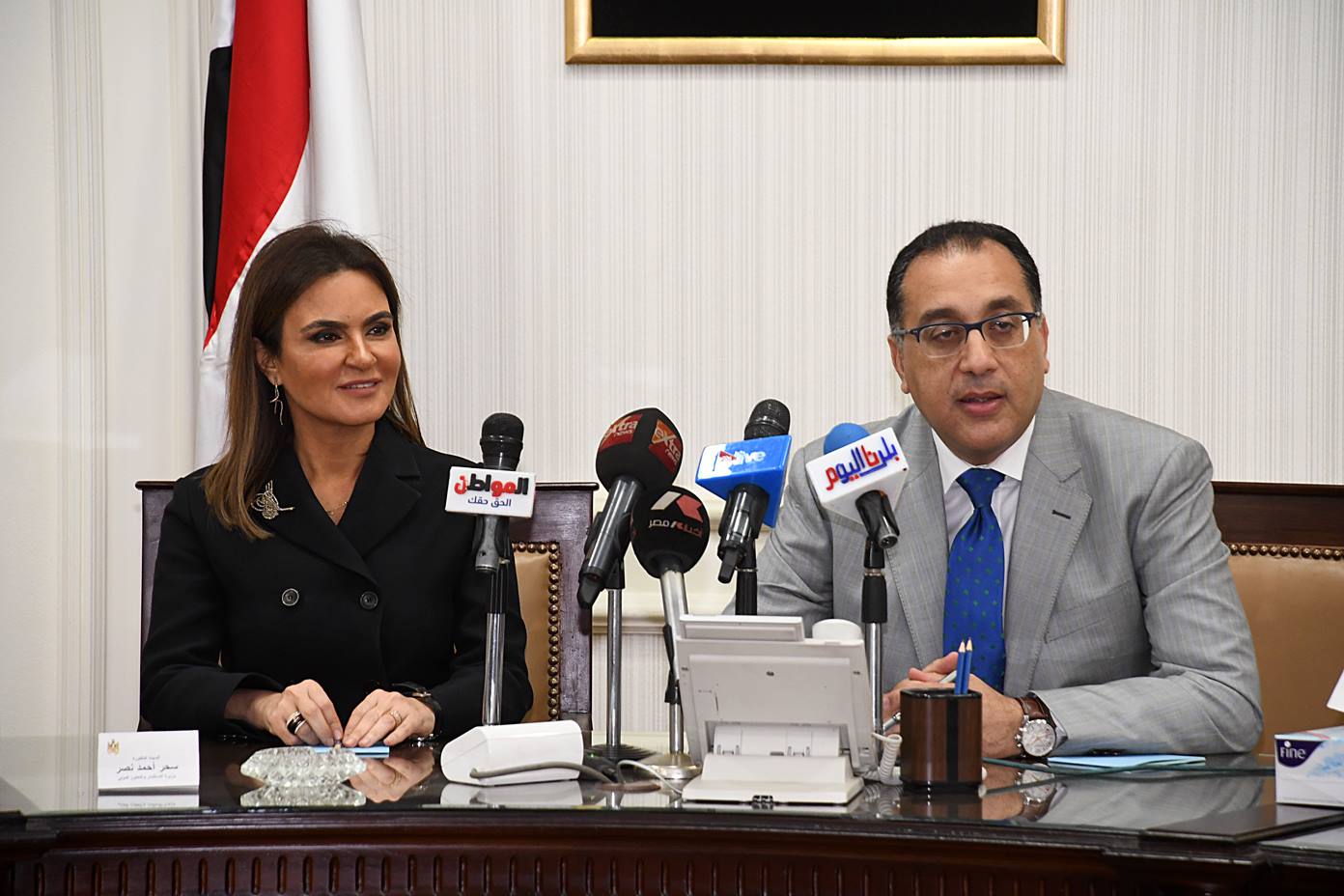 وزيرا الإسكان والاستثمار يشهدان التوقيع بالأحرف الأولي للمرحلة الثانية من البرنامج القومي لصرف صحي القرى