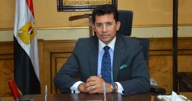 وزير الشباب والرياضة يؤكد أن مشاكل الأندية في مصر سيحل قريبا