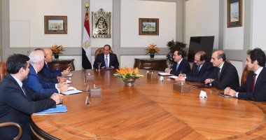 السيسي يستقبل الرئيس التنفيذى لشركة إينى الإيطالية للبترول