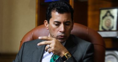 وزير الرياضة يطلب تقرير من اتحاد الكرة عن ملف الخروج من المونديال